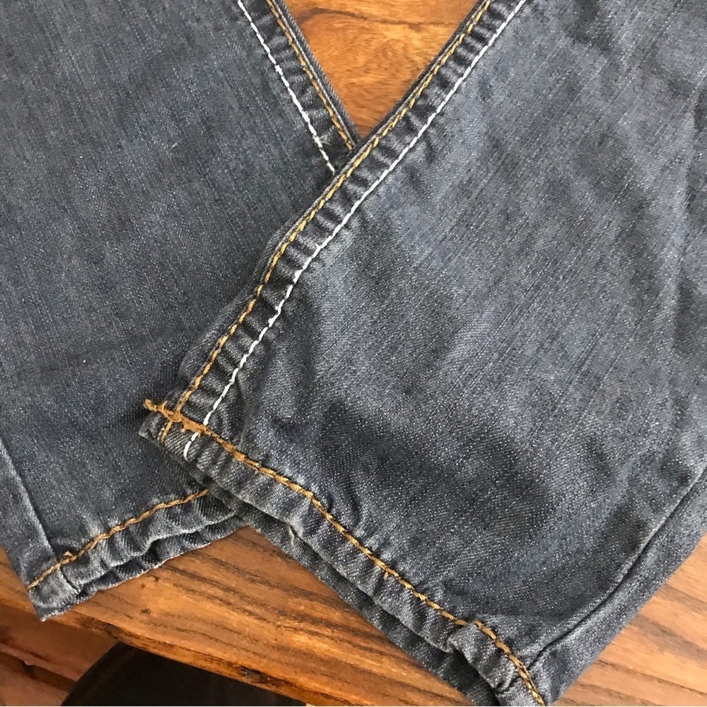 ▪️Royal Distressed Denim Jeans - Picture 6 of 11